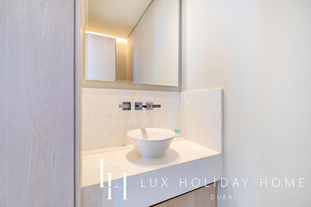 Lux Iconic Views At The Palm Tower Suite 2 Dubai Exterior photo